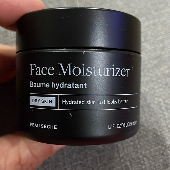 COPY - Lumin Charcoal Face Wash, Dark Circle Defense Balm, Face Moisturizer - Picture 12 of 16